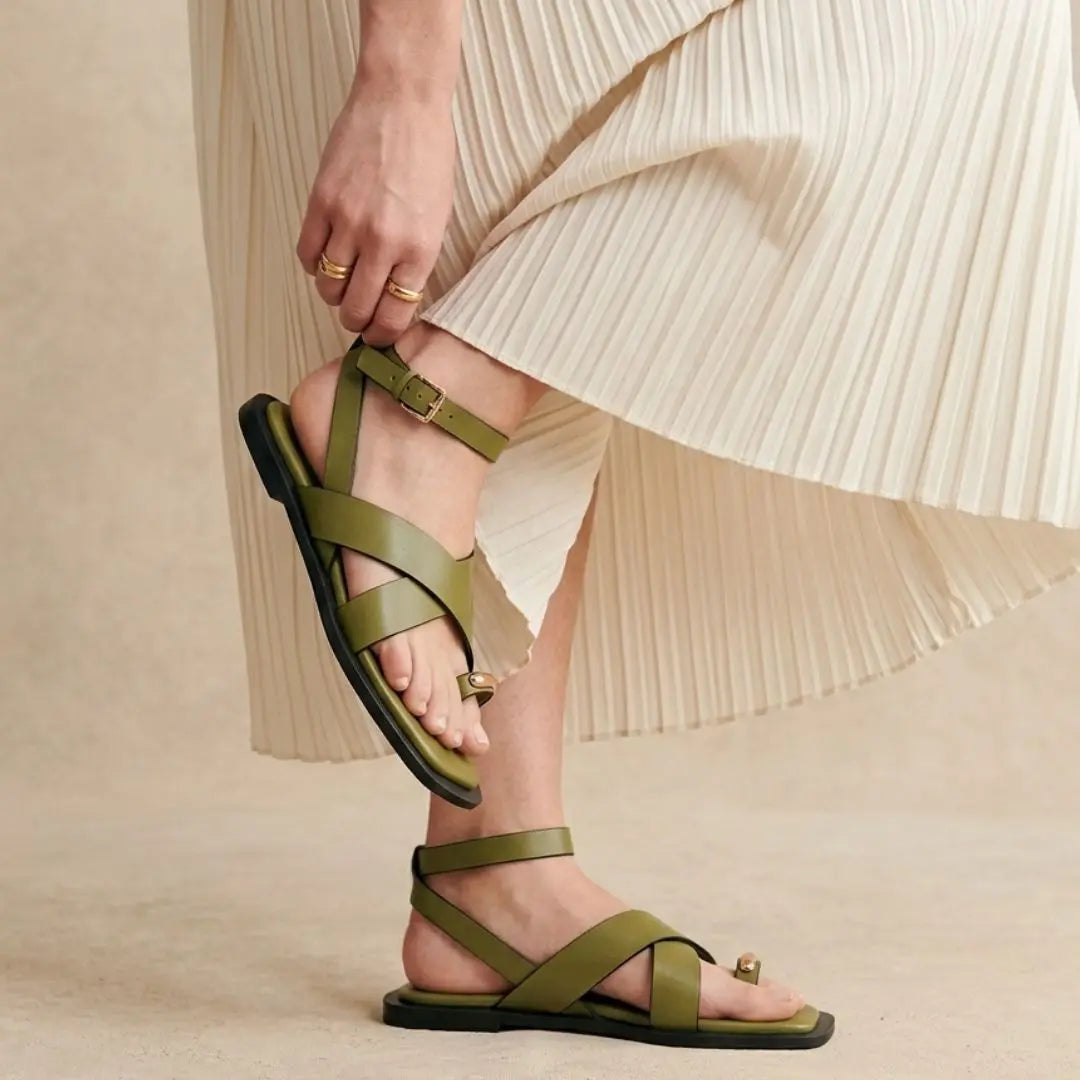 Elowyn – Cross Strap Sandal