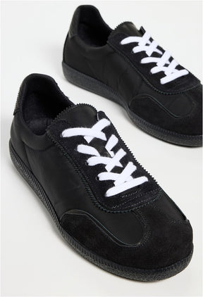 The Stallion Black CW (UNISEX)