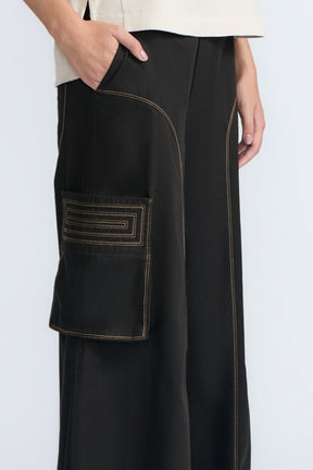 Bela Pant | Black