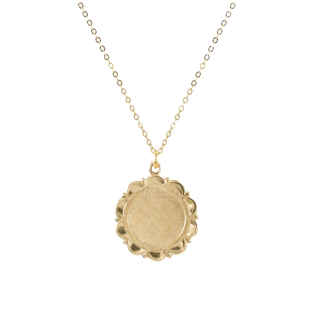 Minimal Flower Chain Necklace