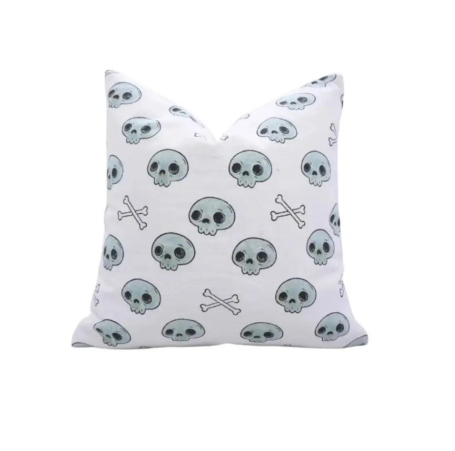 Natural Carved Thick Cotton White Pillow Cover - Skeleton