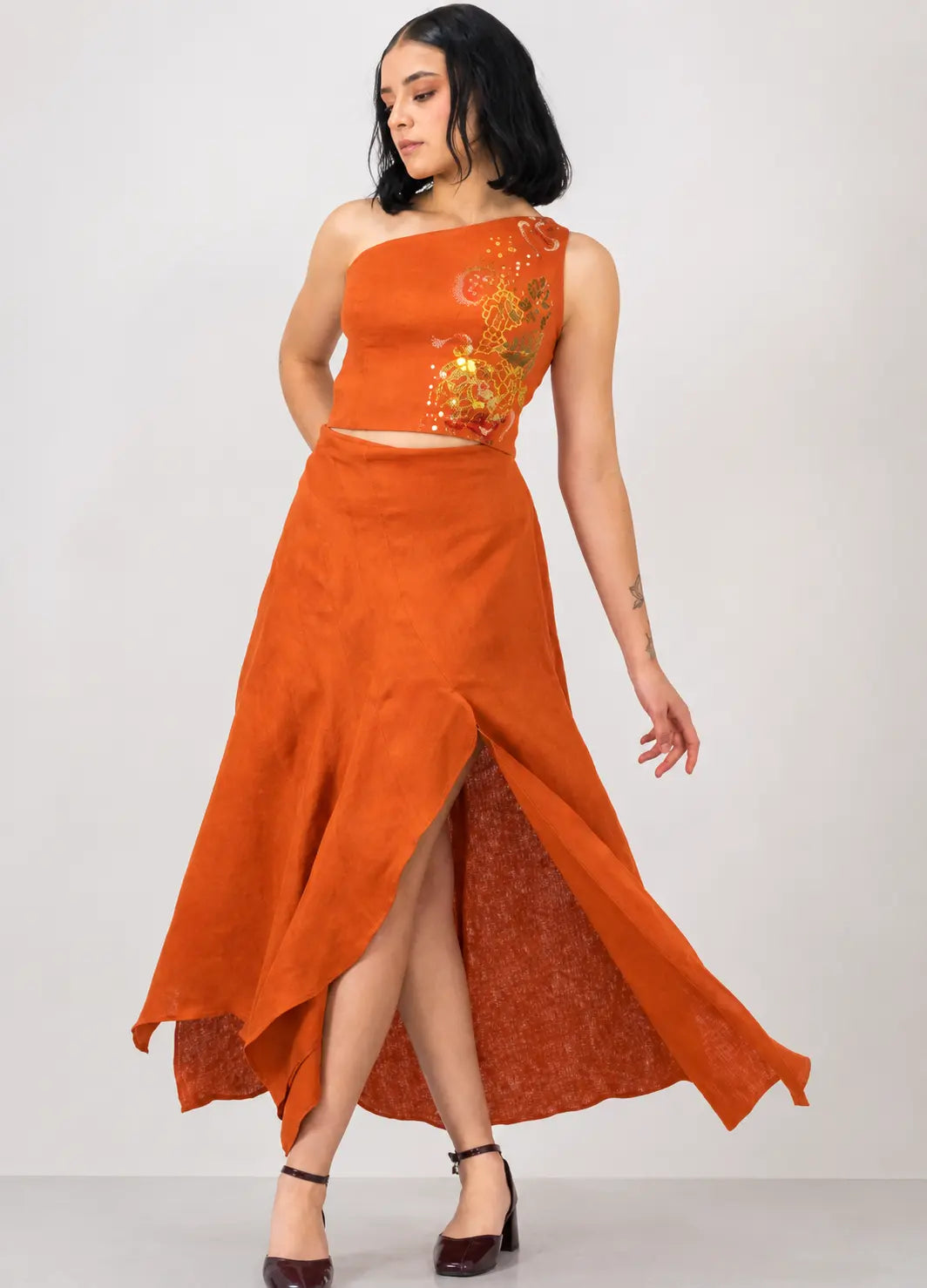RAICES - Asymmetrical Linen Set with Ancestral Intervention