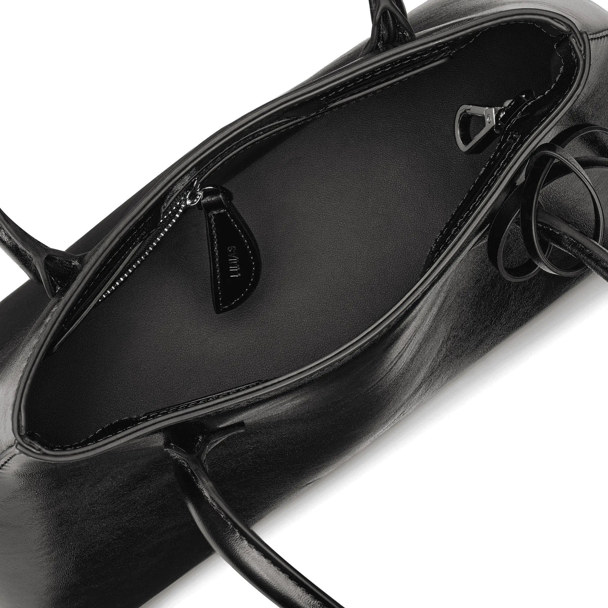 Contour Classic Shoulder Bag