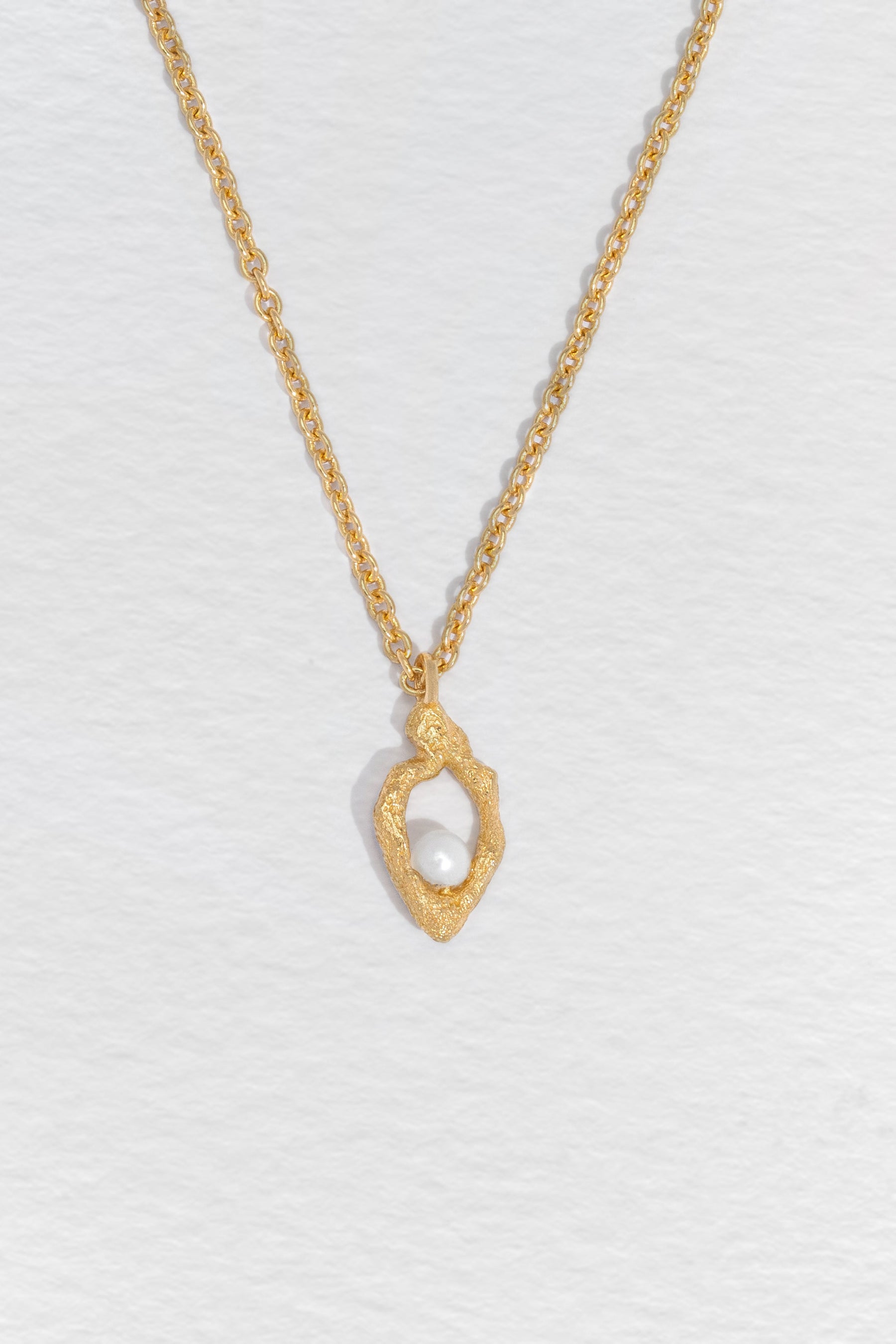 Aphrodite Mini Pendant
