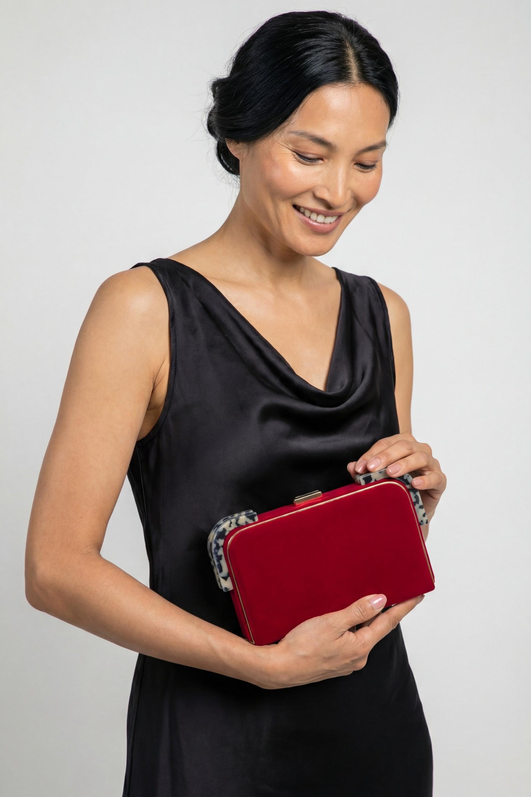 Liz Velvet Clutch