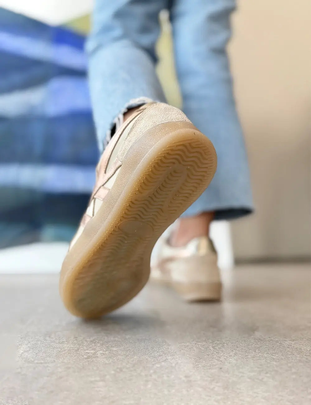 Demi Beige