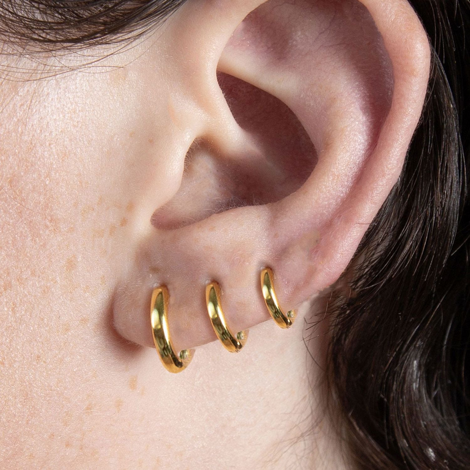 Gold Seven Mm Huggie Hoop Earring