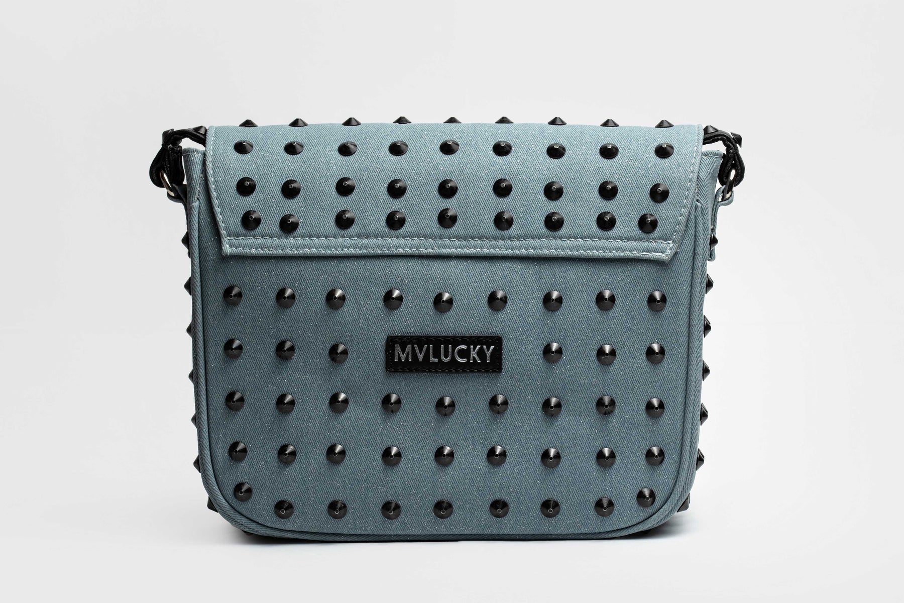 Chain M Blue
