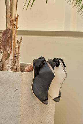 Mattise7 Sculptural Two-Tone Leather Ankle Boot