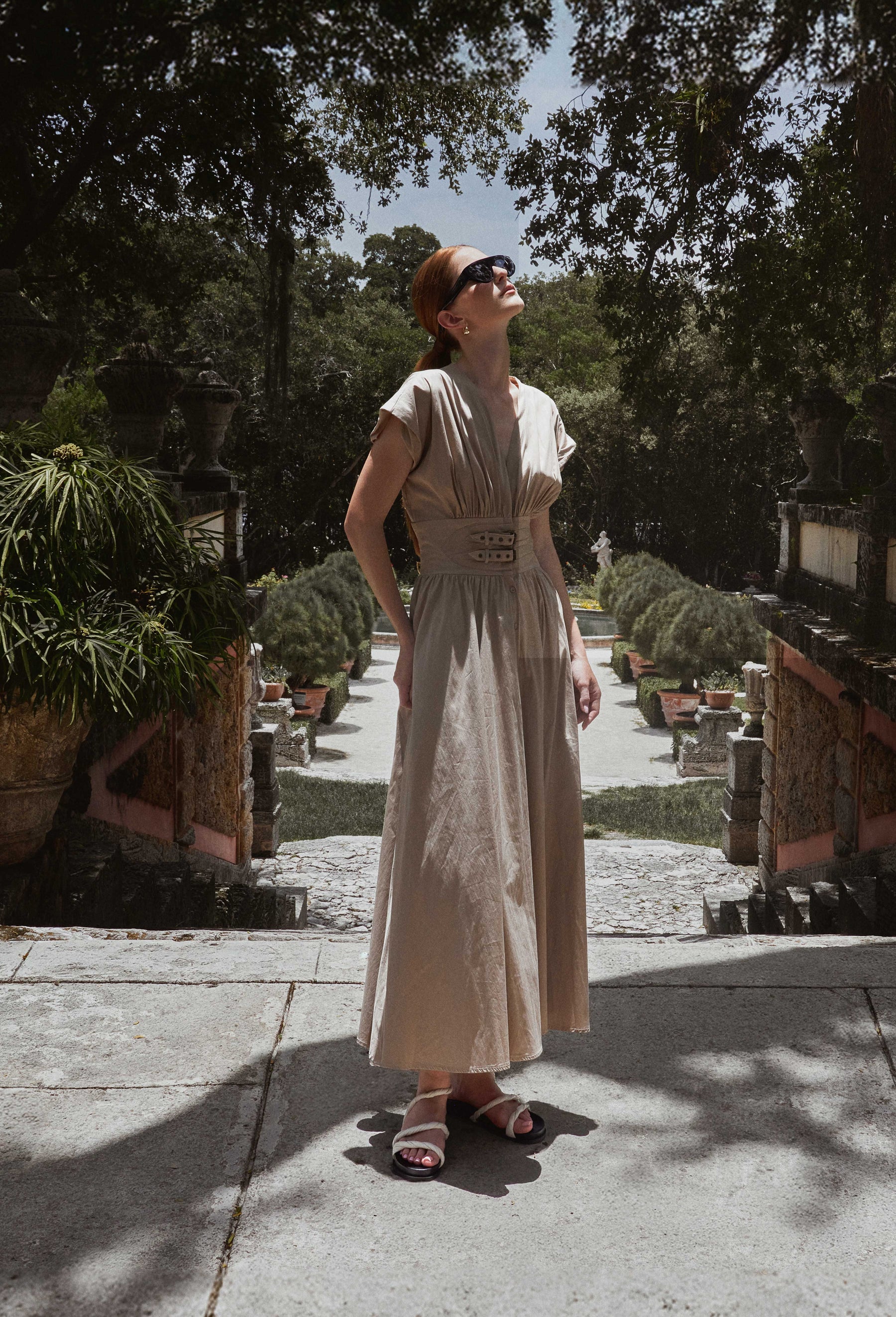 VERHO OFF WHITE SANDALS