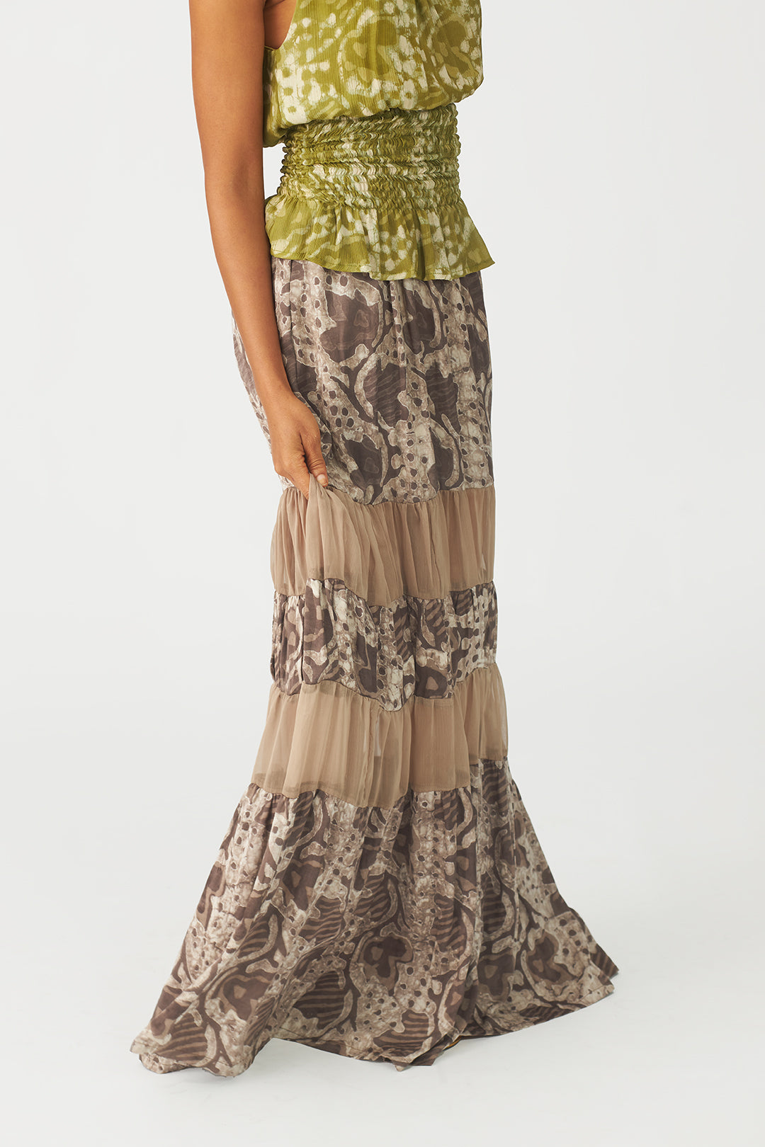 Ifuru abstrat indigo maxi skirt