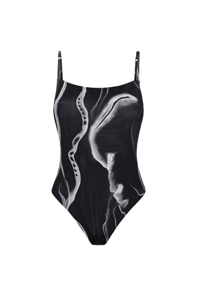 Tierra One Piece