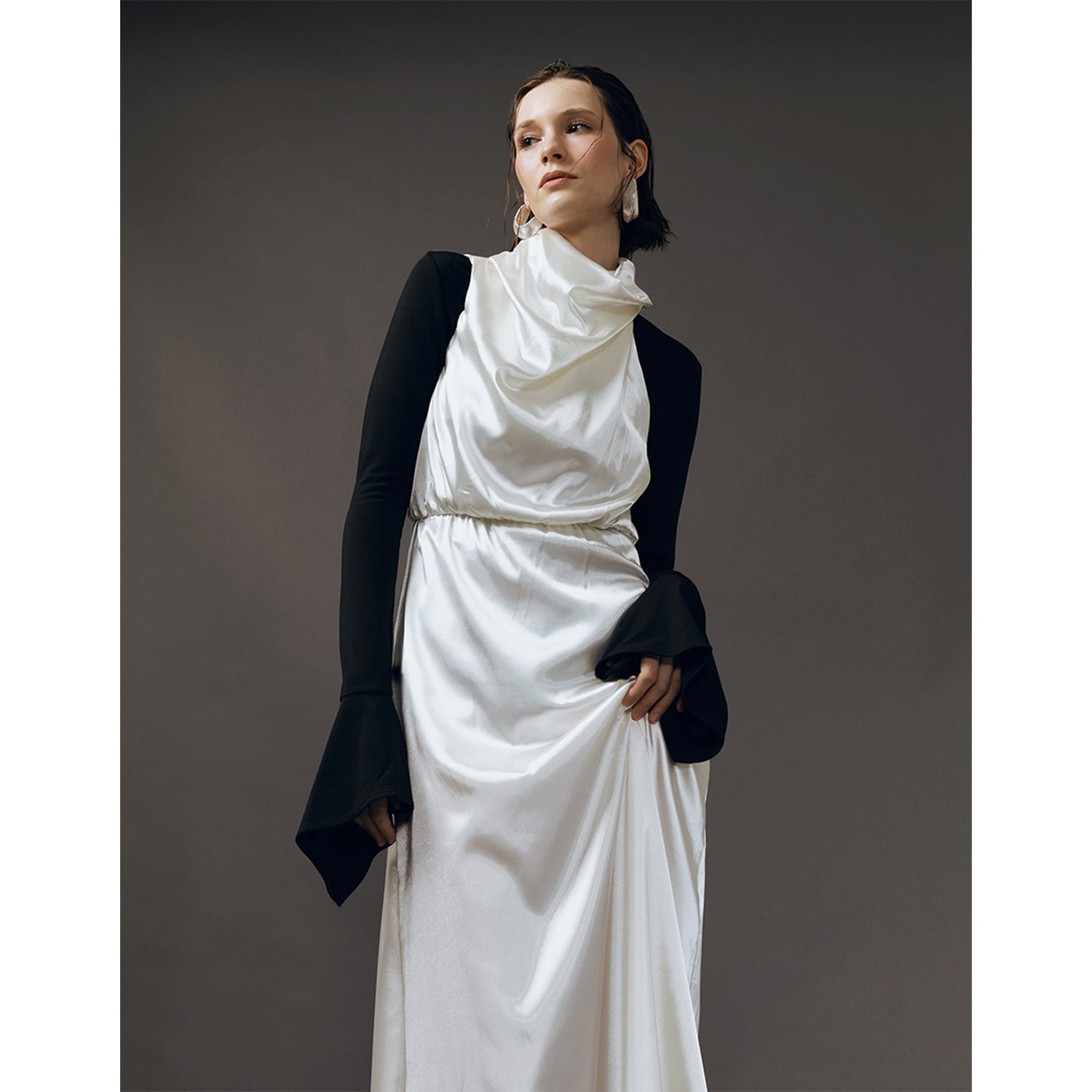 SCULPTED DRAPERY BLACK FITTED SHIRT