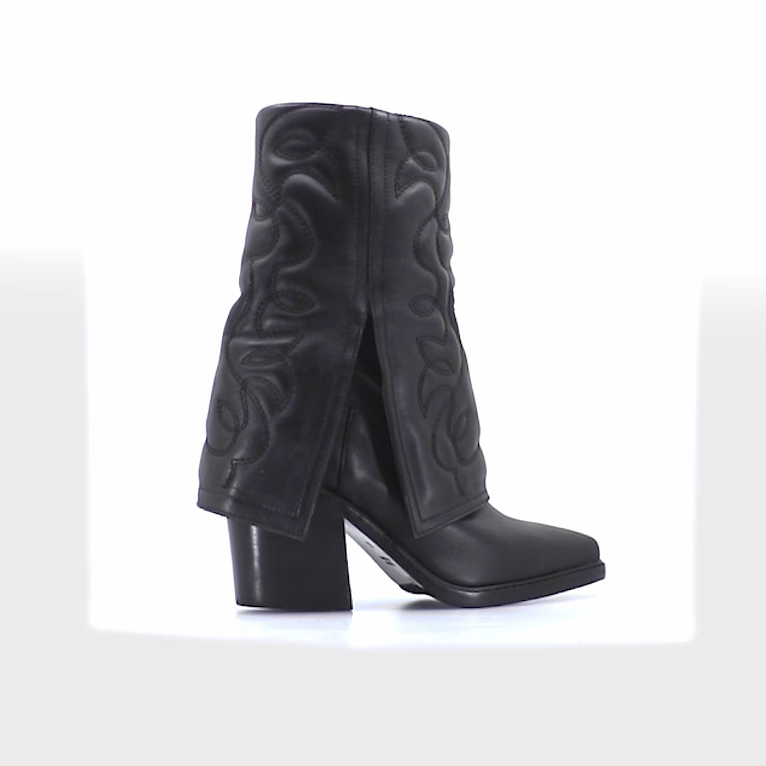 Stylish Black Western Ankle Boots Ami