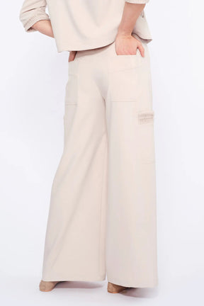Daysi Ruched Detail Trouser | Ecru