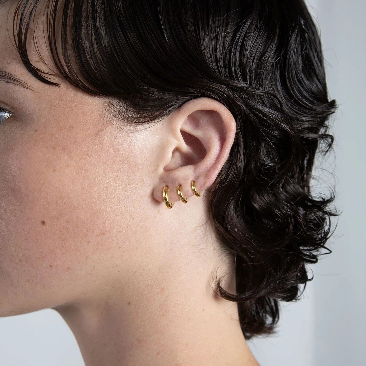 Gold Seven Mm Huggie Hoop Earring