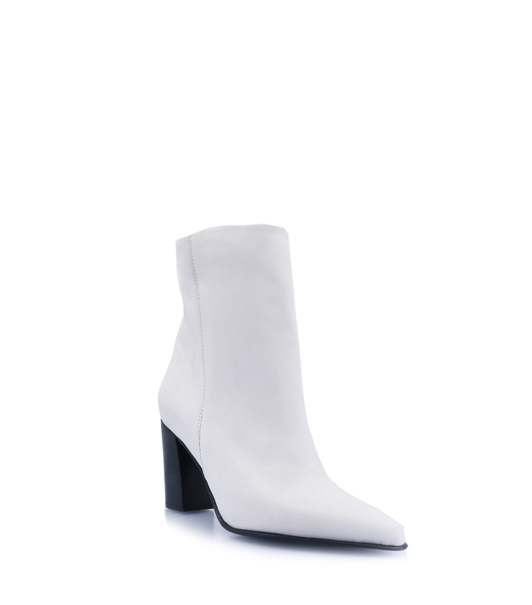 Chic White Leather Booties Reni