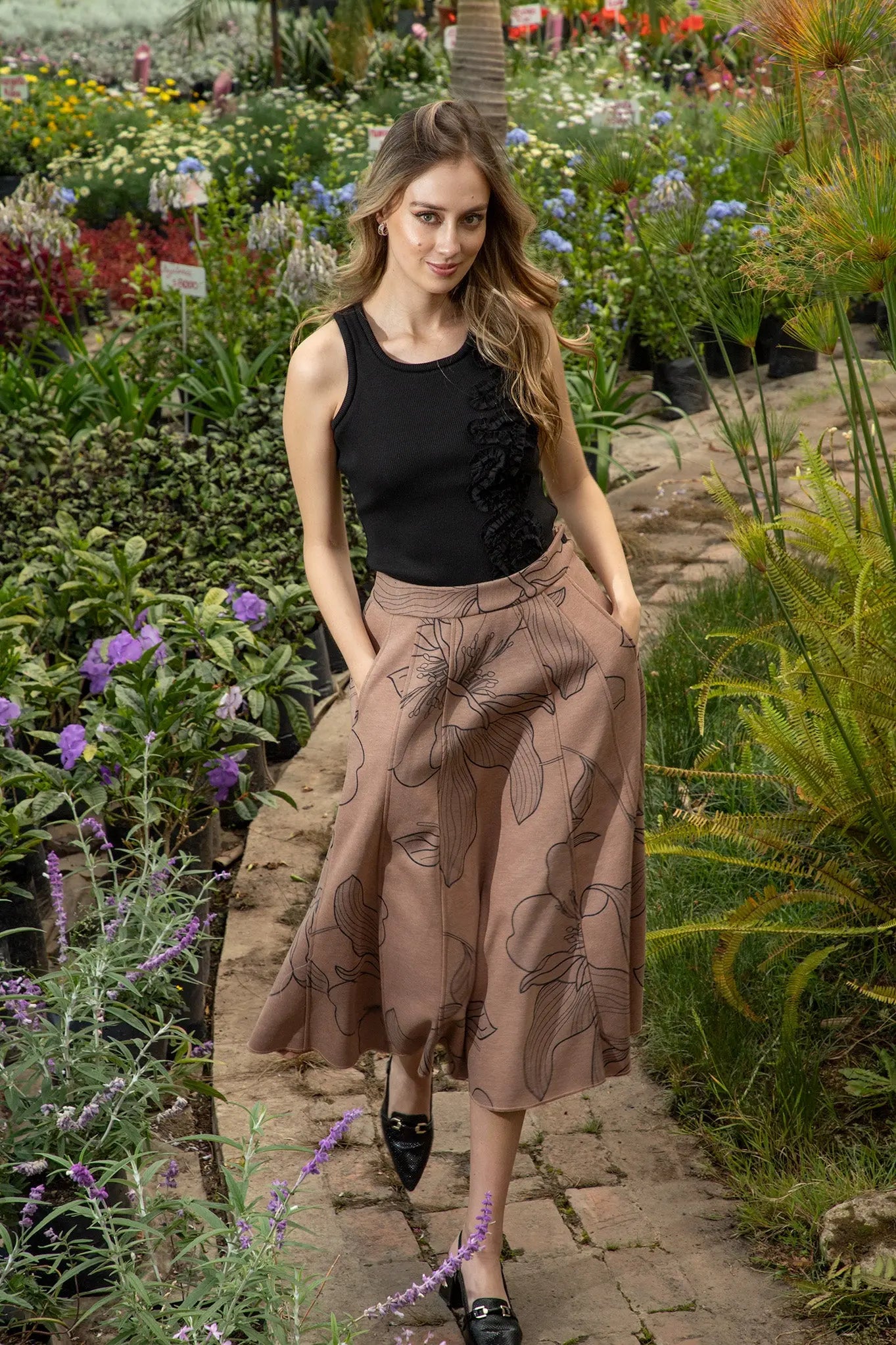 FALDA CORTES BOTANICA CAMEL