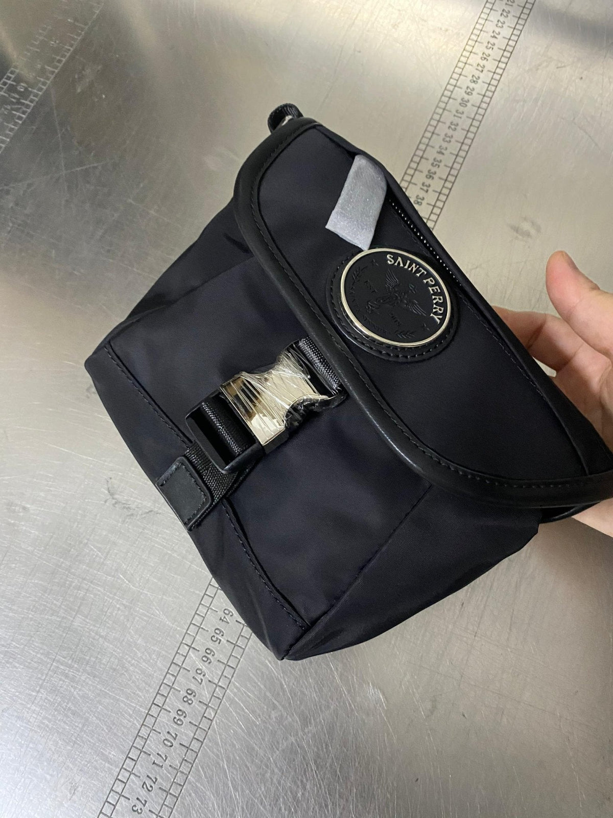 Saint Perry - Sling Bag