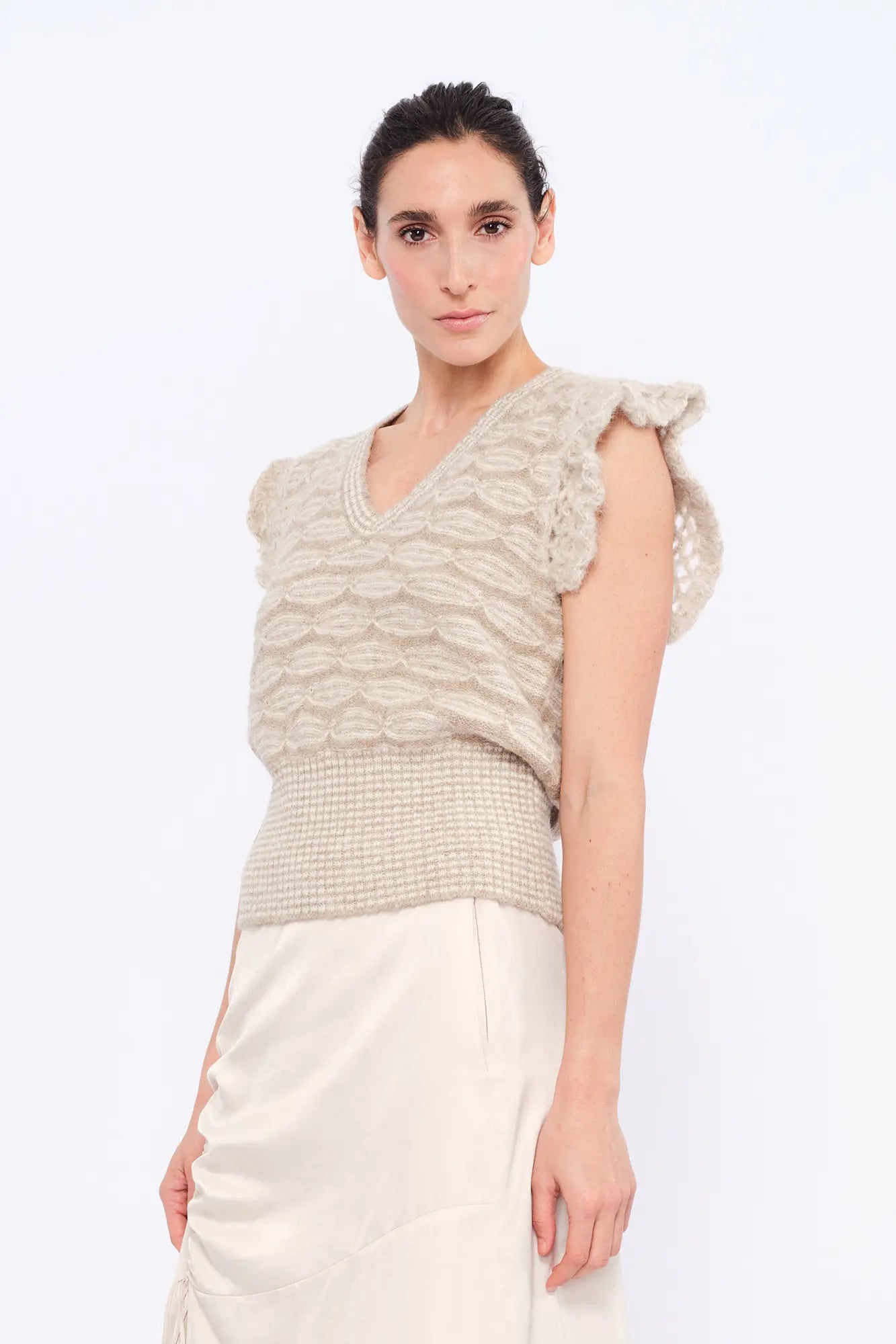 Beca Crochet Sleeve Alpaca Vest | Beige Melange