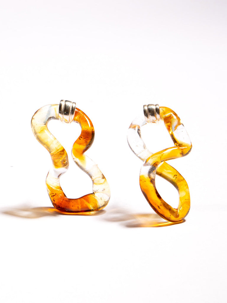 Interconexión M Earrings
