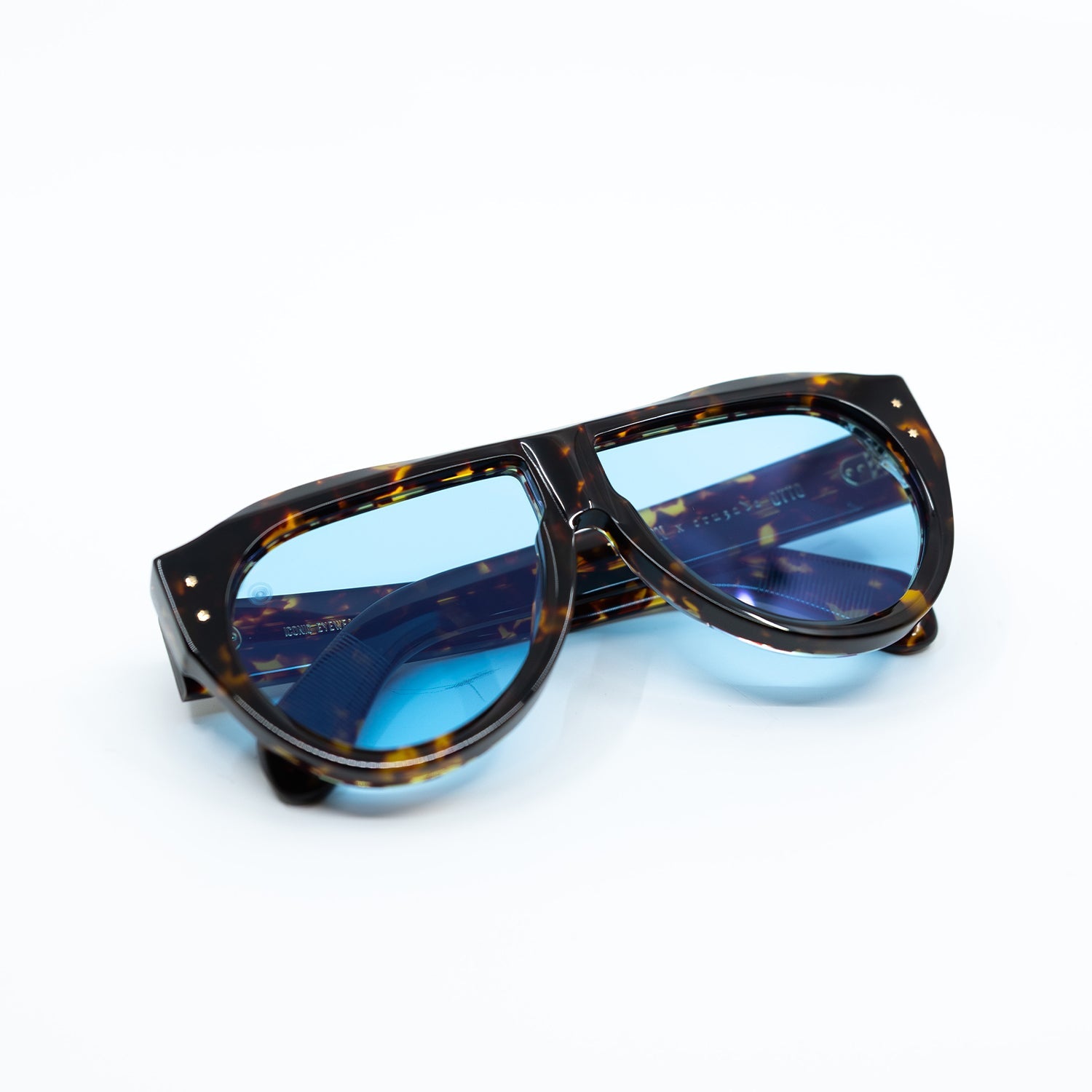 Otto Sunglasses with Tortoise Frame & Light Blue Lens | Taxxon X Cruzada Special Edition