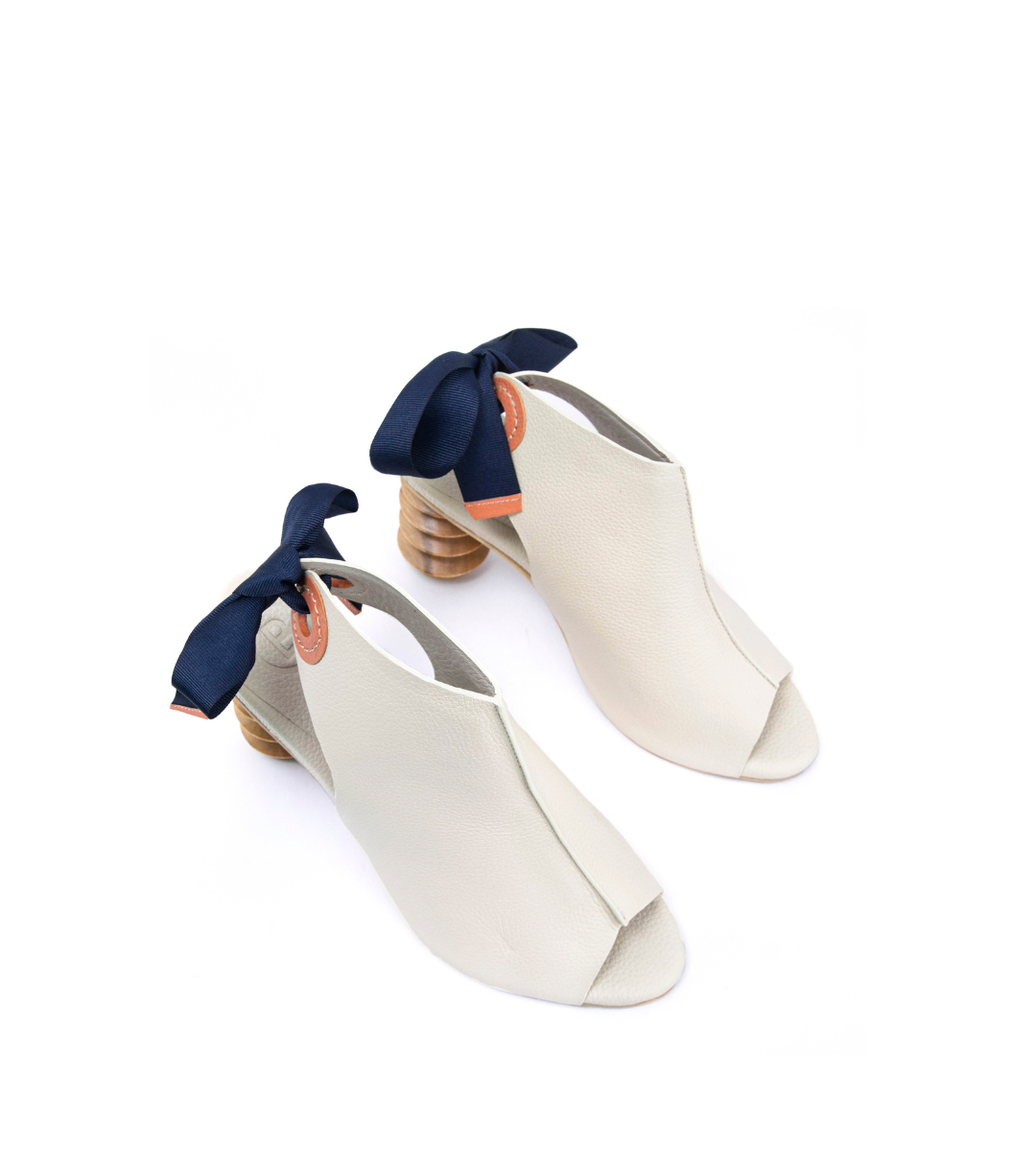 Mattise7 Offwhite Sculptural Ankle Boot Preorder
