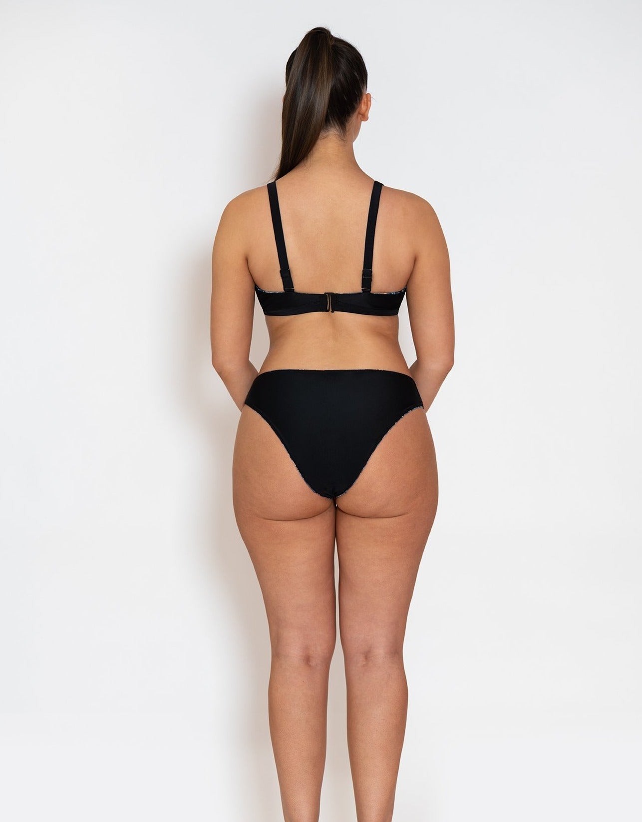 Curvy Kate Swim & Tonic Reversible Triangle Bikini Top Black/Snake