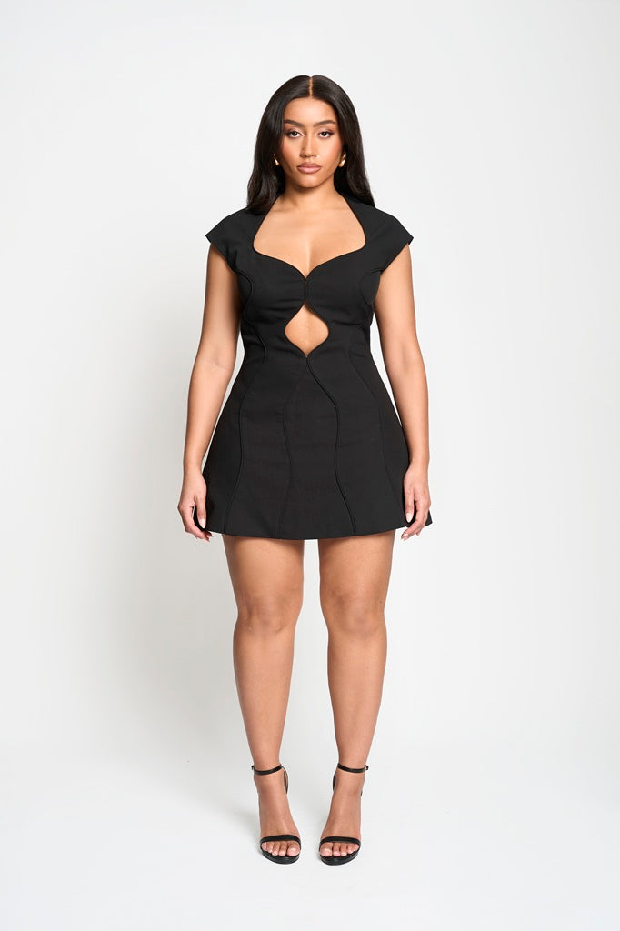 Moira (Black)