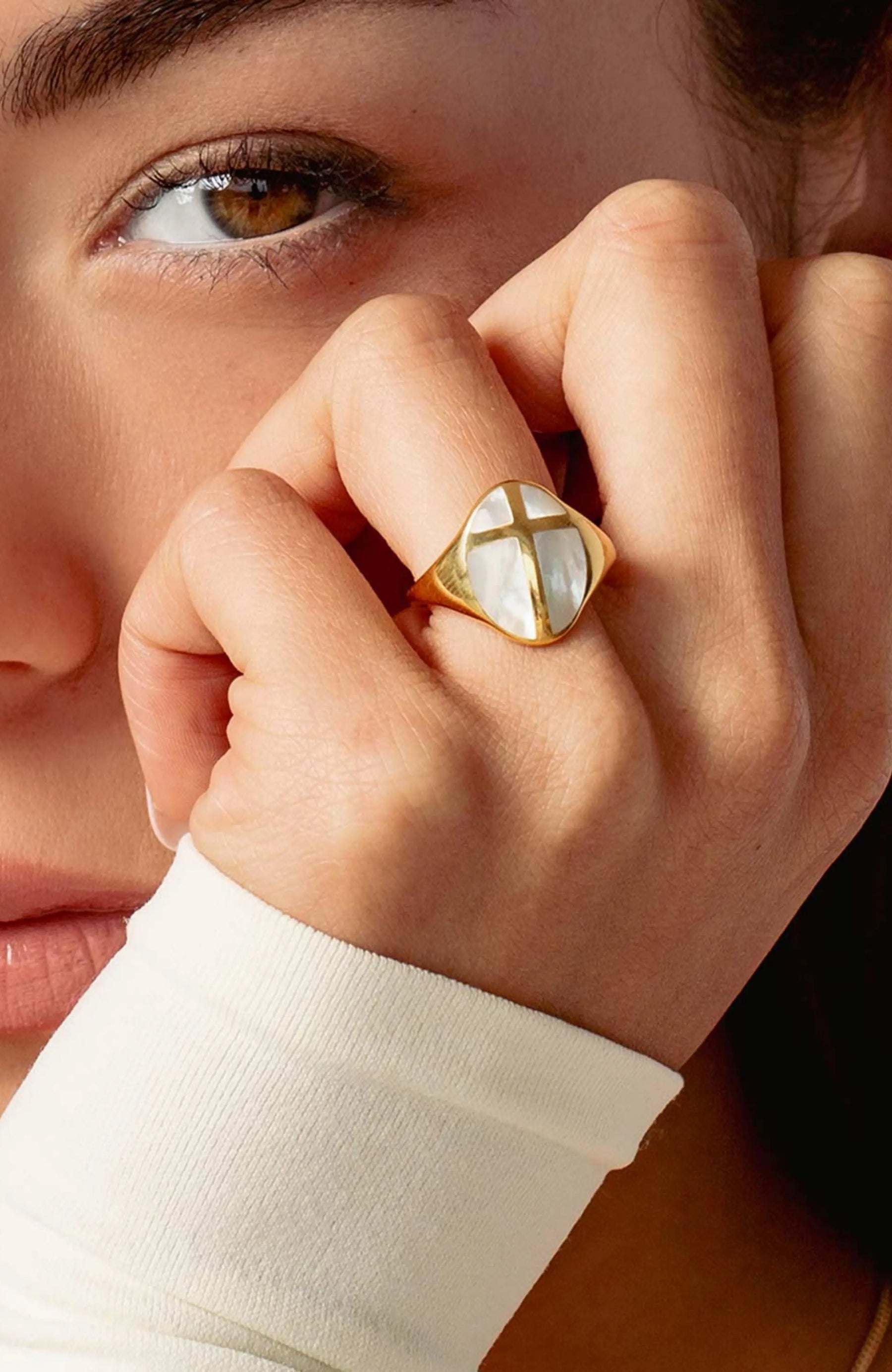 Mother Of Pearl Cross Ring