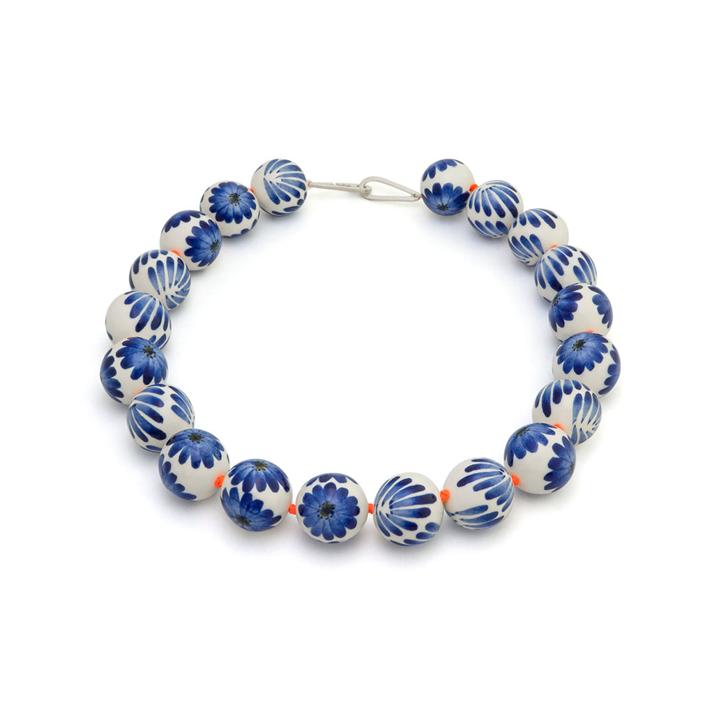 CARMEN Ceramic Spheres Short Necklace
