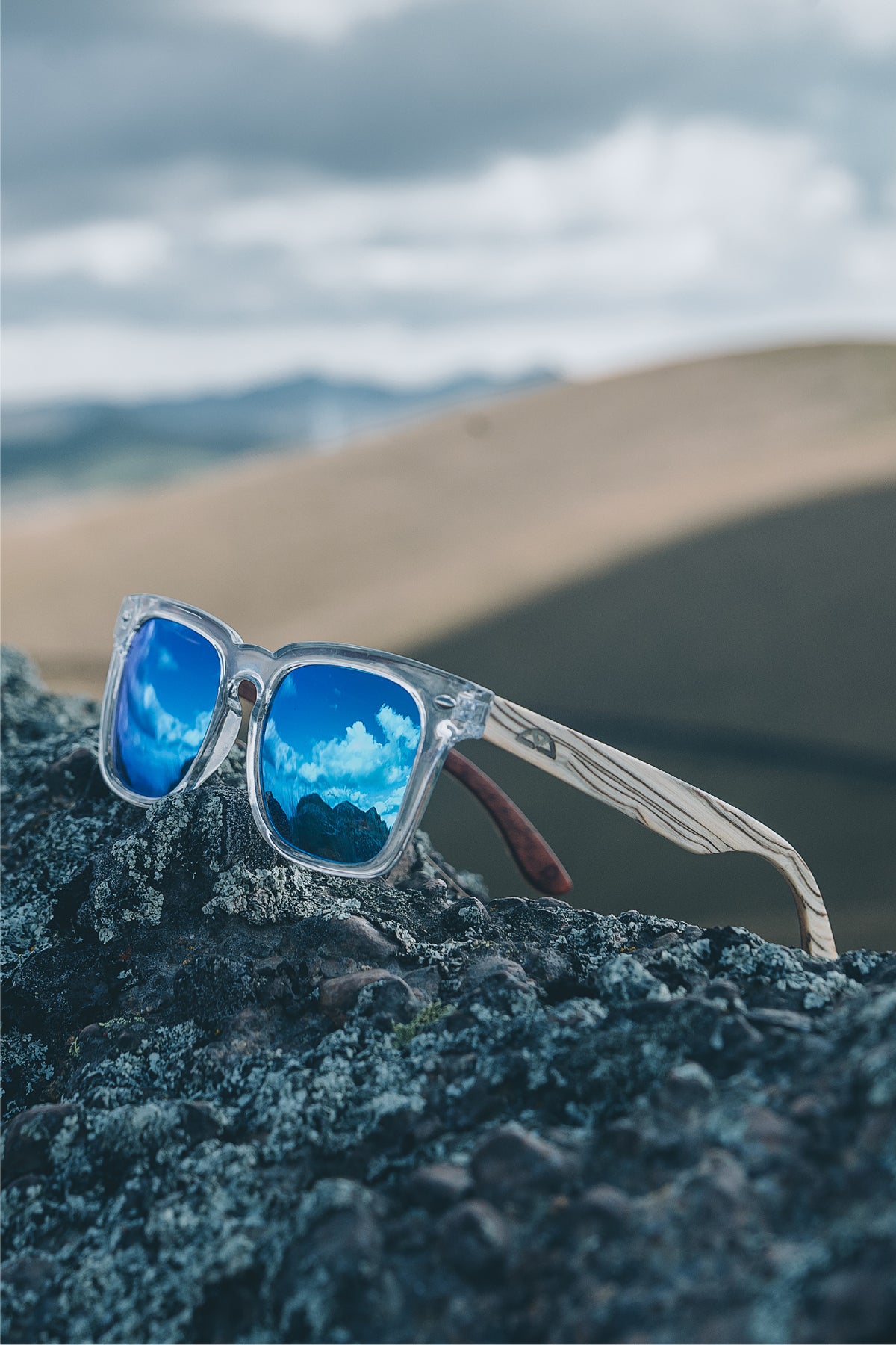 Crystal Blue rectangle Sunglasses - INTI