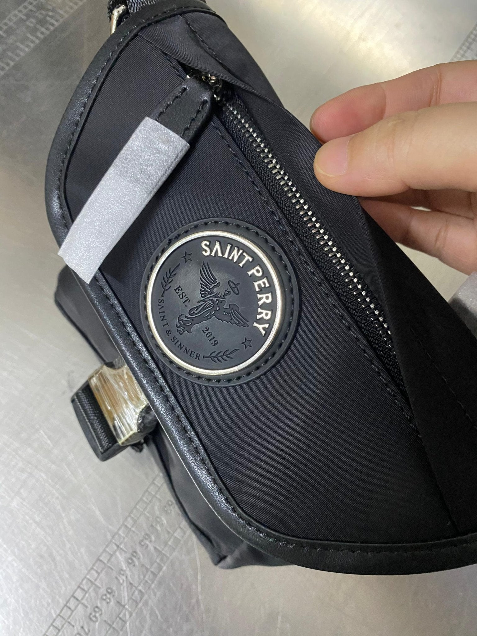 Saint Perry - Sling Bag
