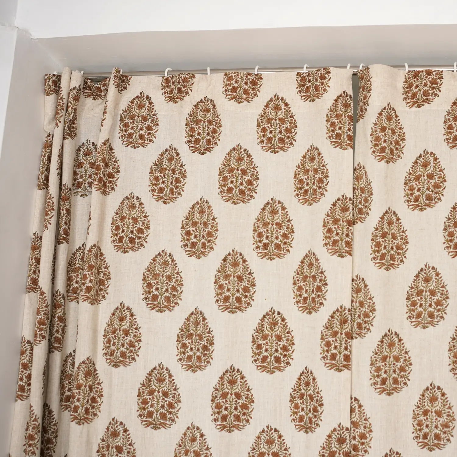Floral Block Design Viscose Linen Ring Curtain- Kumud