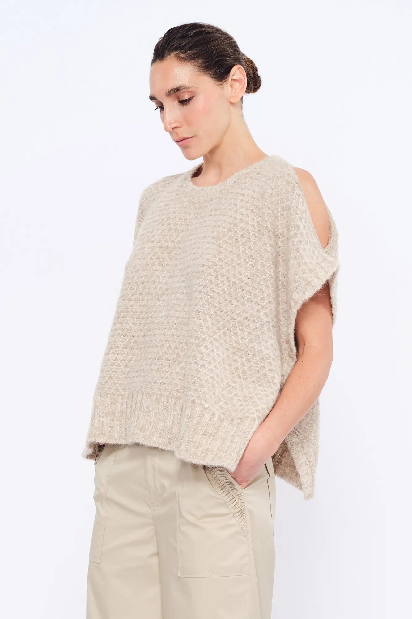 Chelsea Openwork Alpaca Poncho | Beige Melange