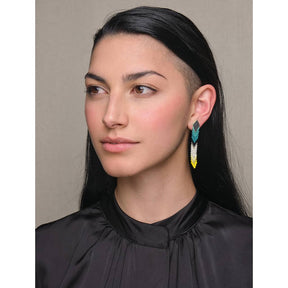 COLOR GEOMÉTRICO Miyuki Thin Feather Earrings