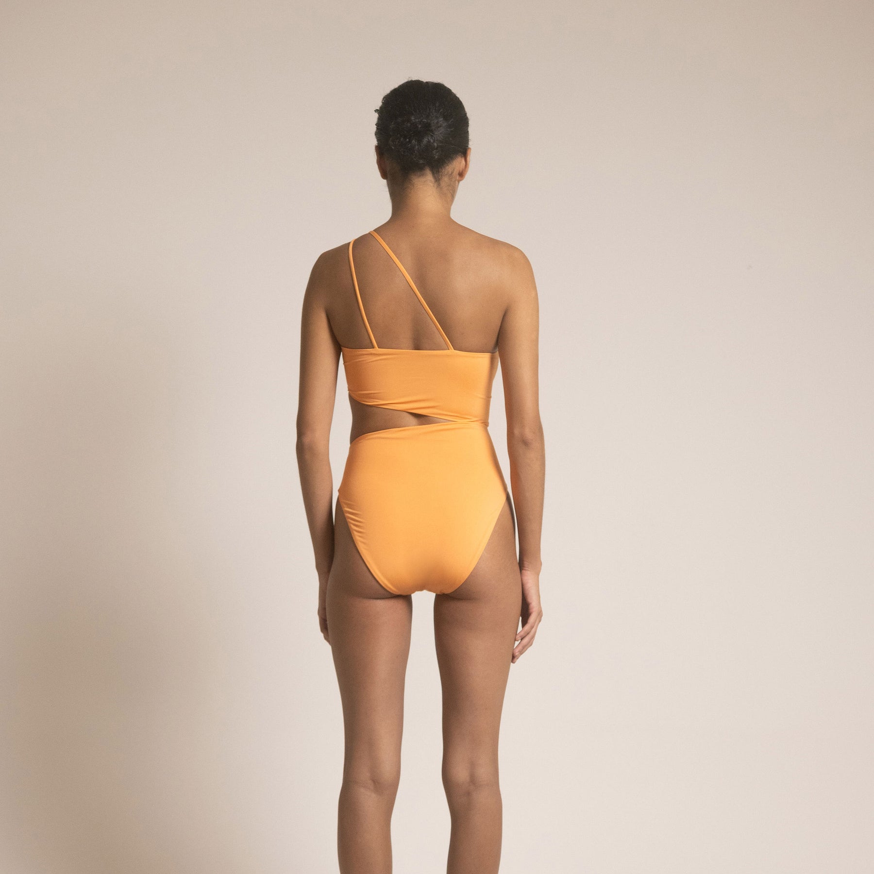 O320 ALEXANDRA ONE PIECE APRICOT