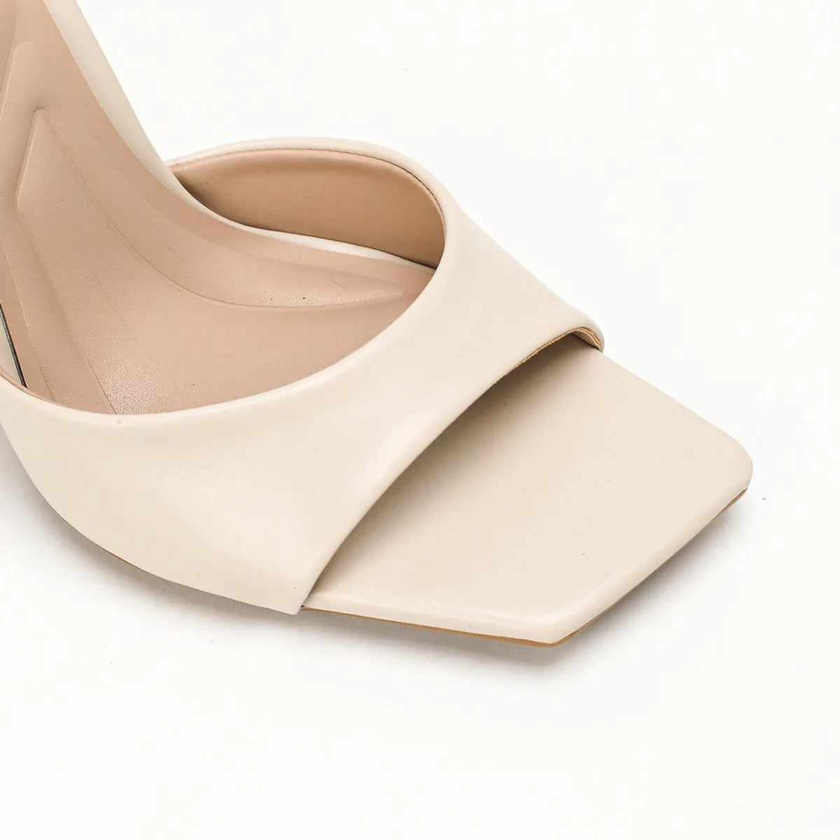 Casey Heels