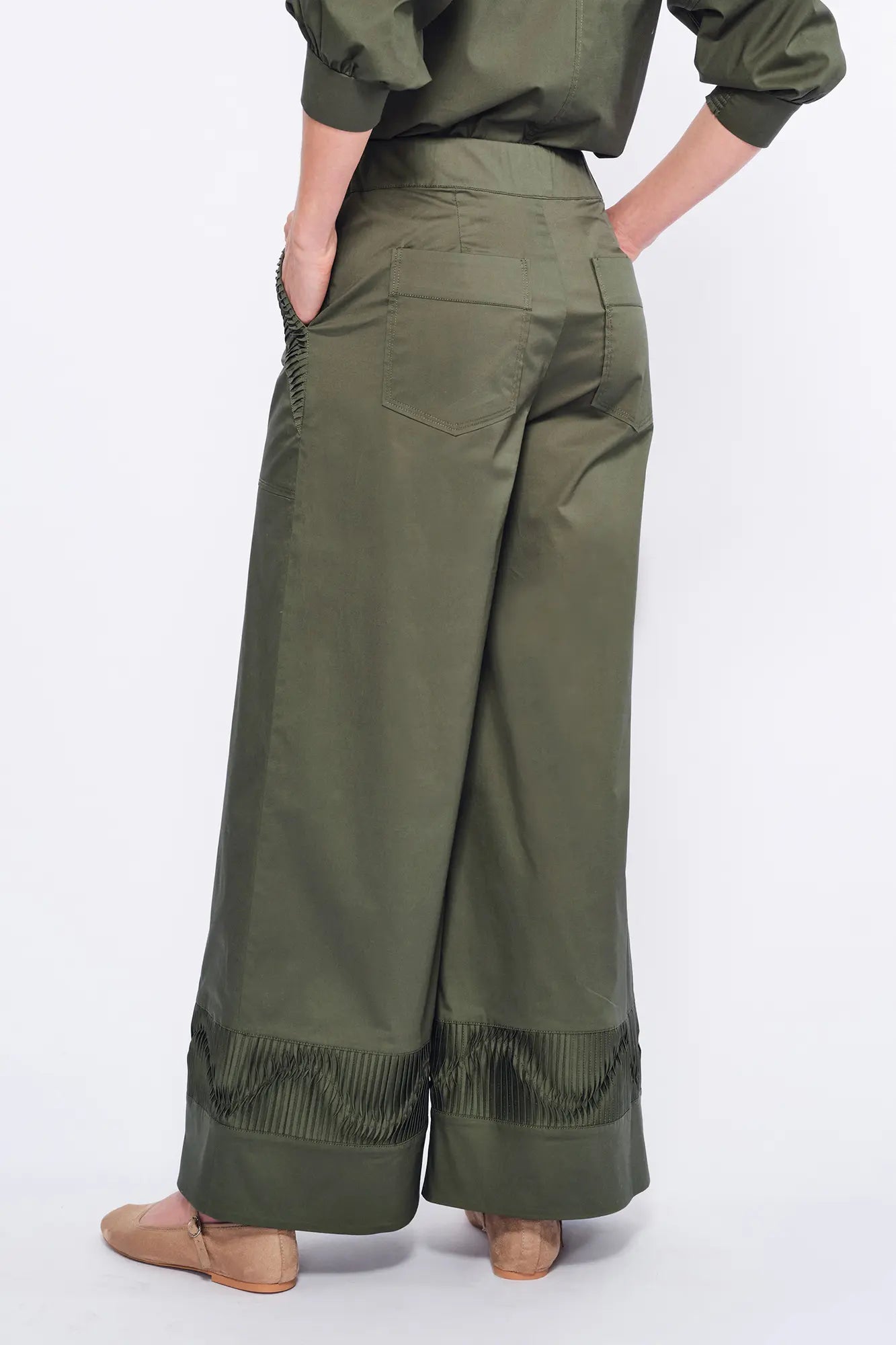 Viena Sculptural Hem Trouser | Olive