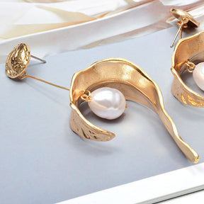 Heart Pearl Earrings