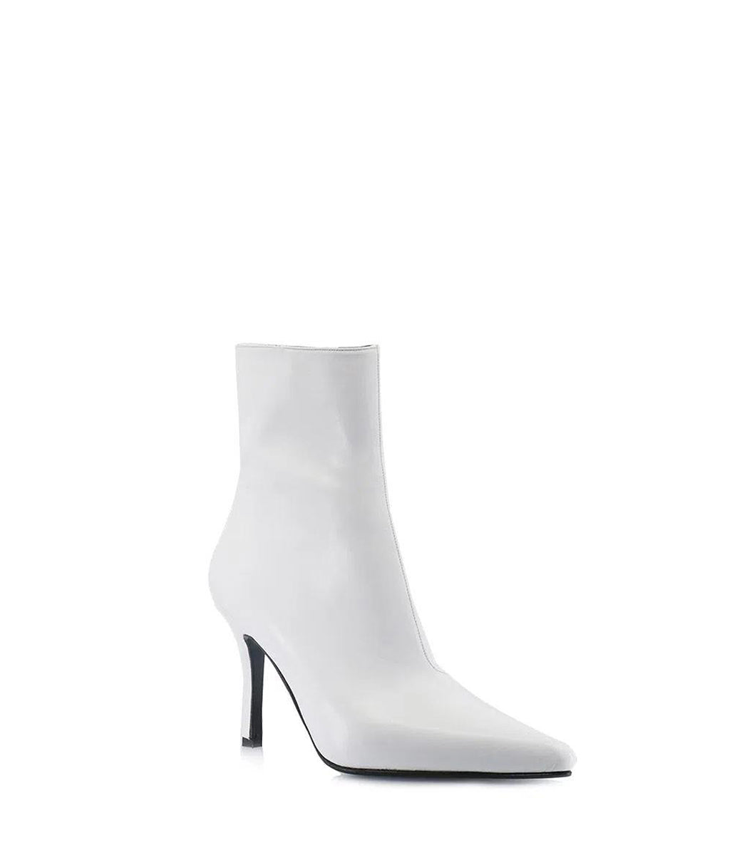 Chic White Leather Booties Kurt