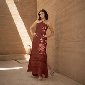 Amanecer Ancestral" – Maxi Vestido con Detalles de Puntadas y Pintado  Manual