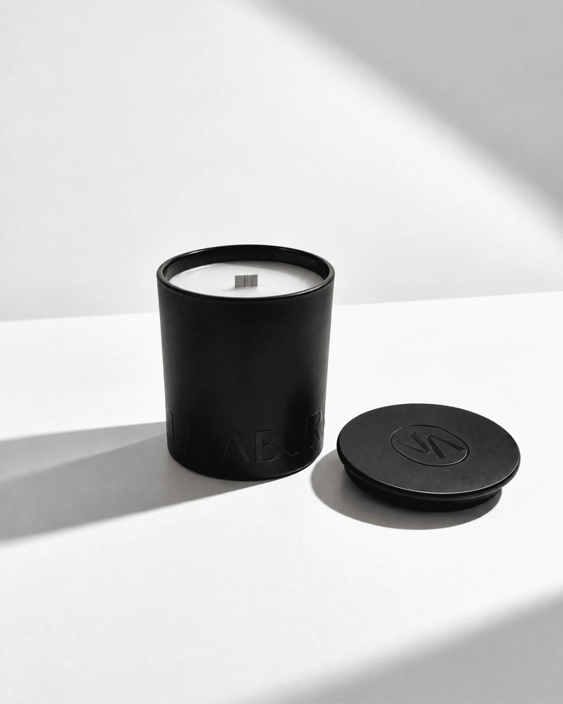 Limpopo Peach Scented Candle With Wood Wick