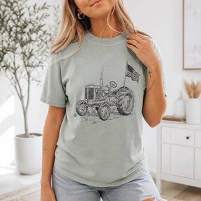 Vintage American Flag Tractor T-Shirt |