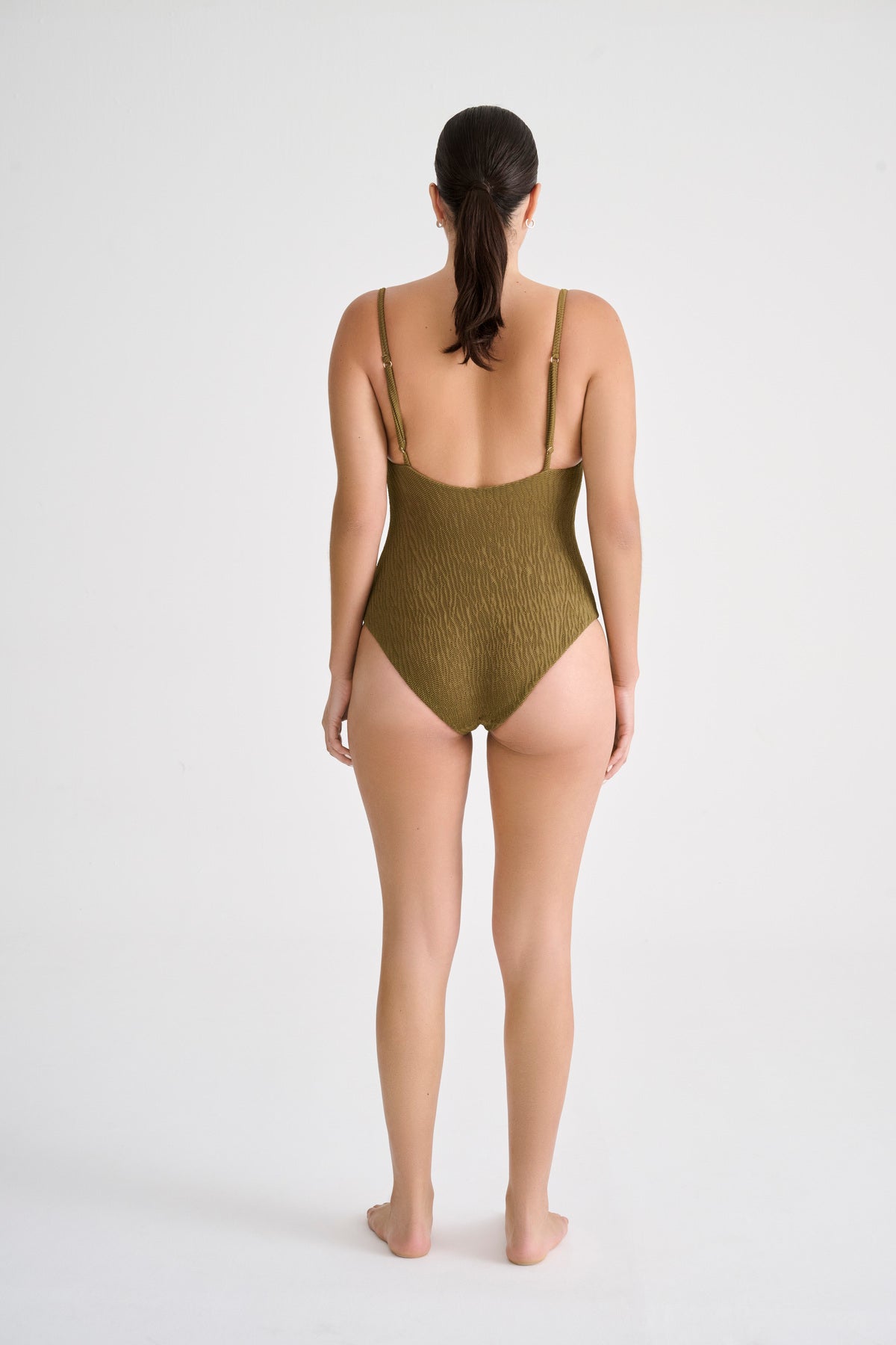 Tierra One Piece Olivo