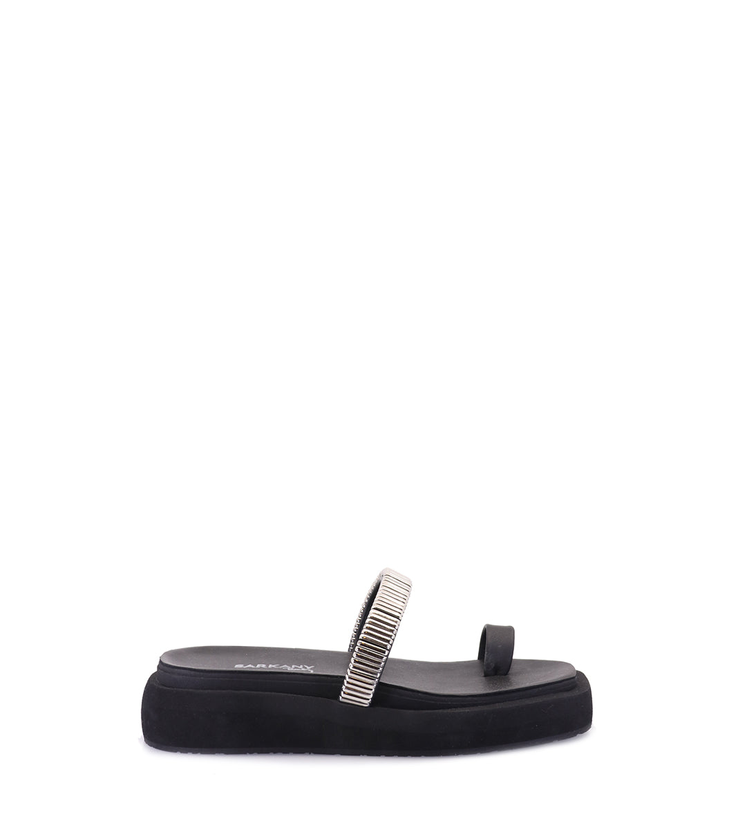 Chic Eco-Friendly Black Platforms Comfy