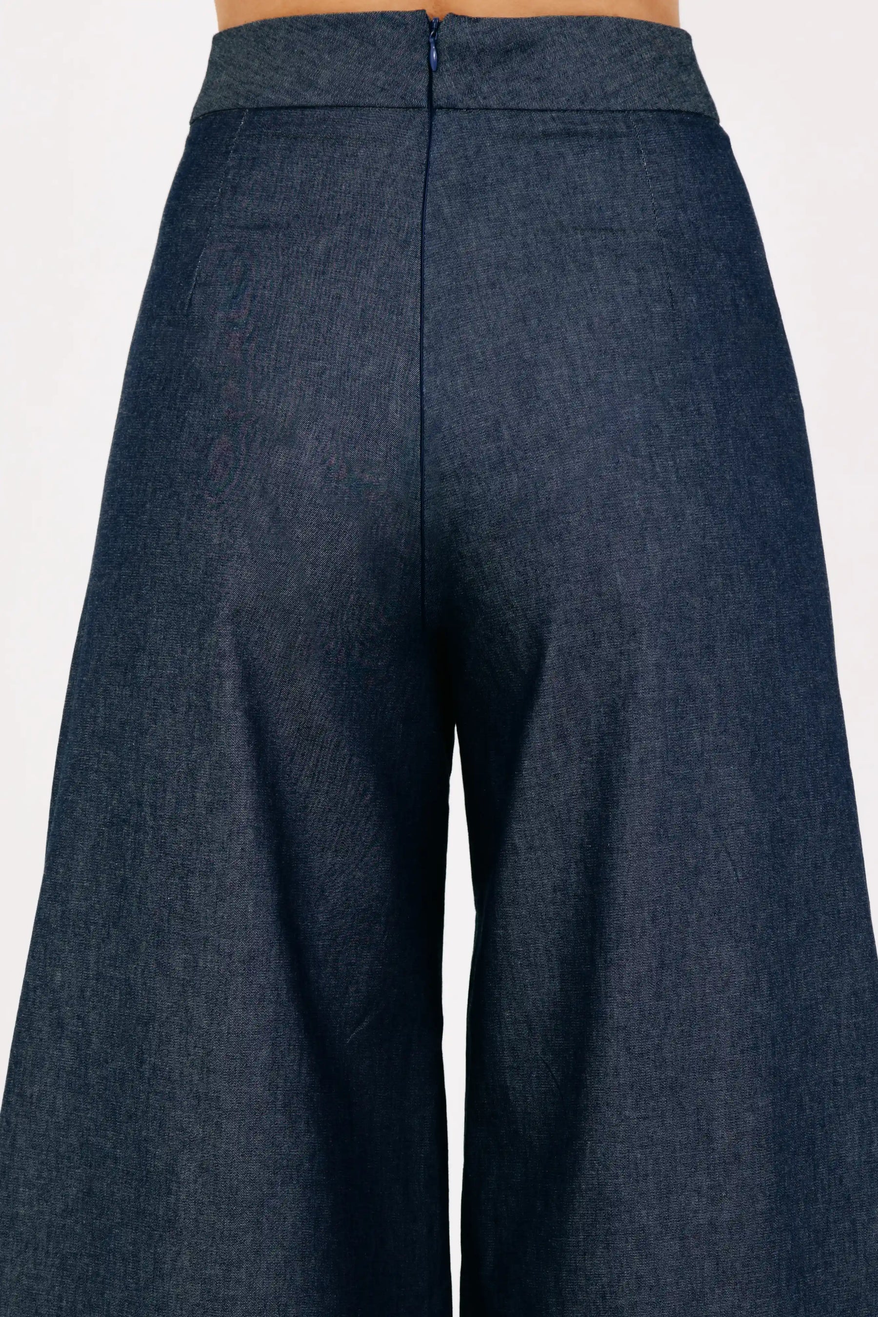 Flow Wide-leg Denim Pants