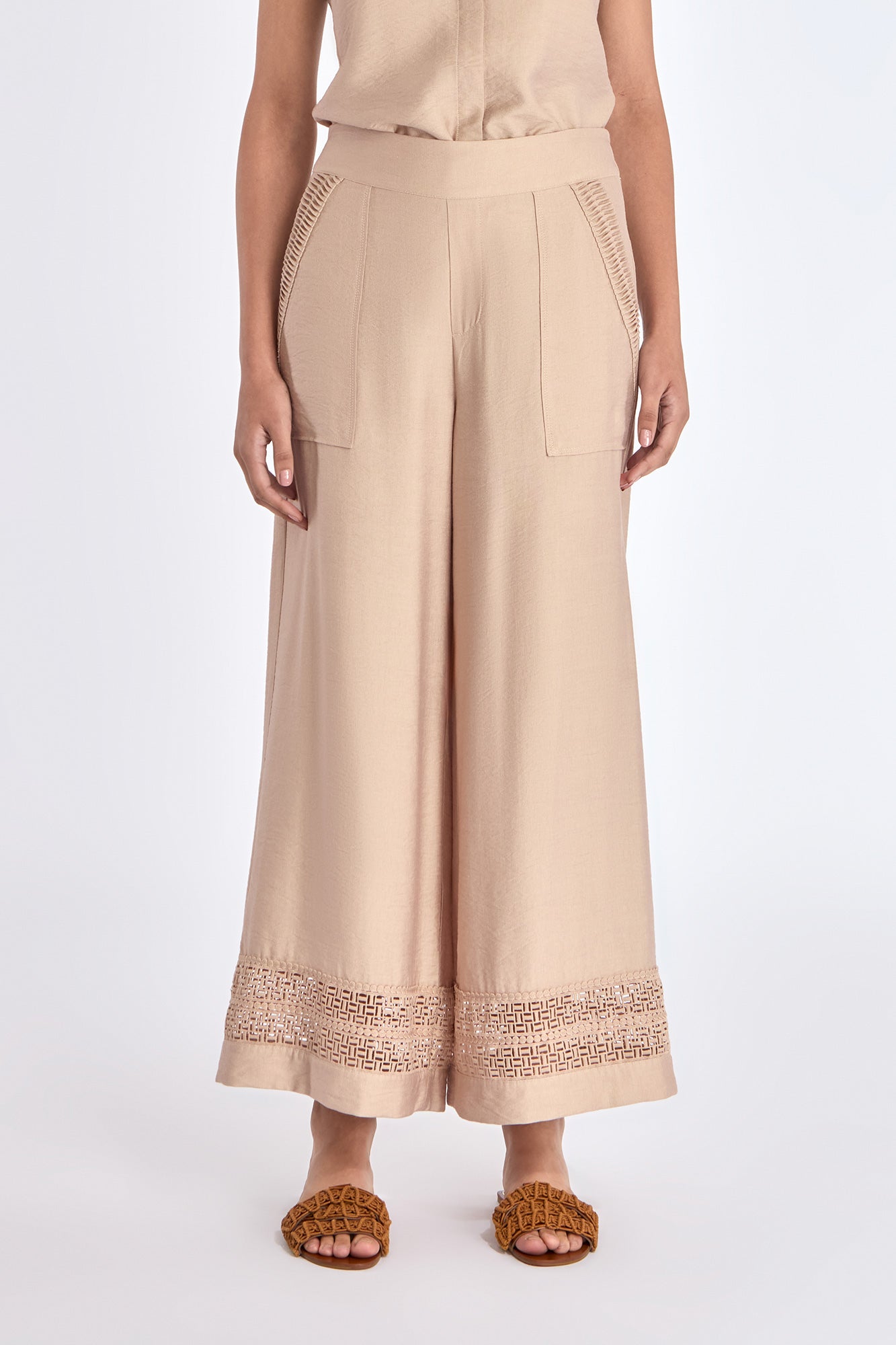 Clark Ease Pant | Nude