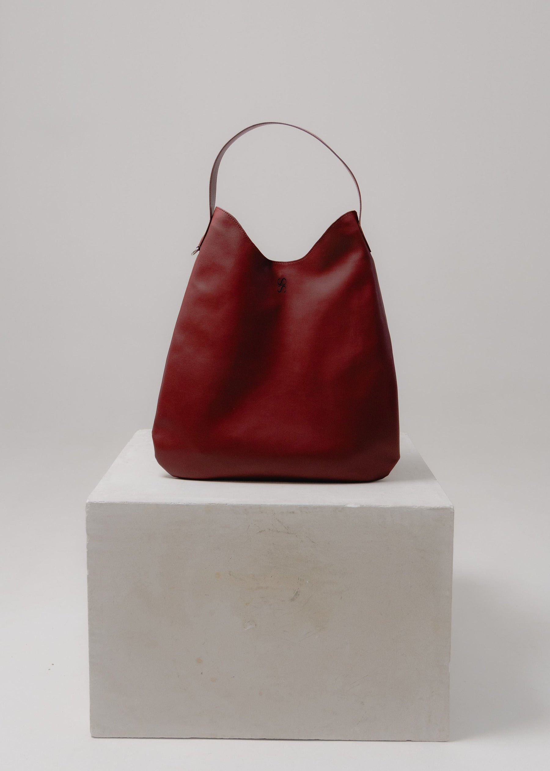 RAIZ CARRYALL CHERRY