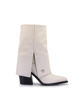 Chic Off-White Western Booties Plams